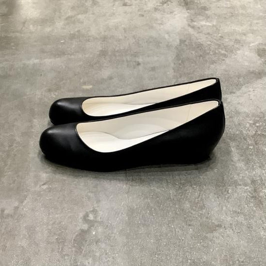 LOW ROUND MONOCHROME (BLACK)