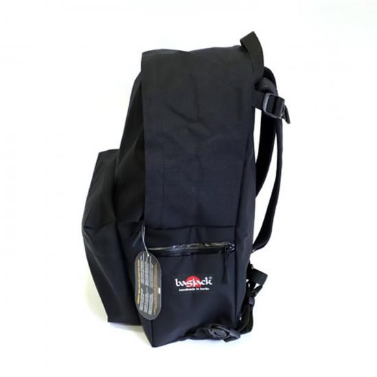 "DAYPACK M "/ デイパックエム