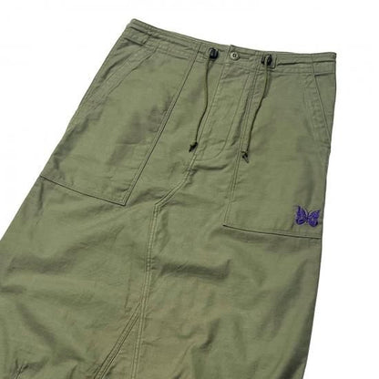 STRING FATIGUE SKIRT- BACK SATEEN (OLIVE)