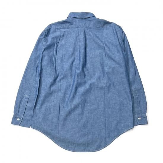 CHAMBRAY STANDARD BUTTON DOWN SHIRT