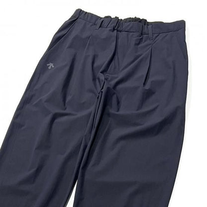 UNTRIMMED MIDDLE PANTS (BLACK)