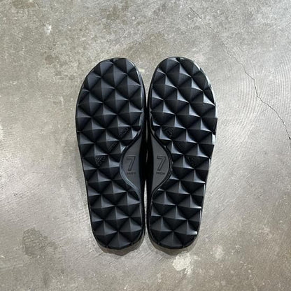 LUX-2 BLACK/BLACK