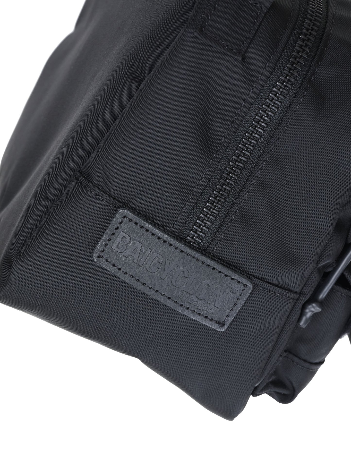 BCL-130 MULTI POCKET 2WAY BAG