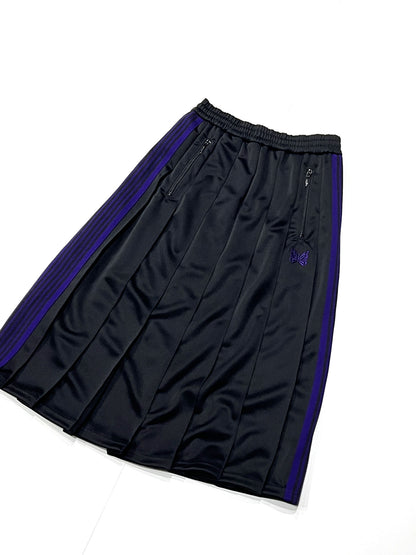 PLEATED TRACK SKIRT - POLY SMOOTH BLACK