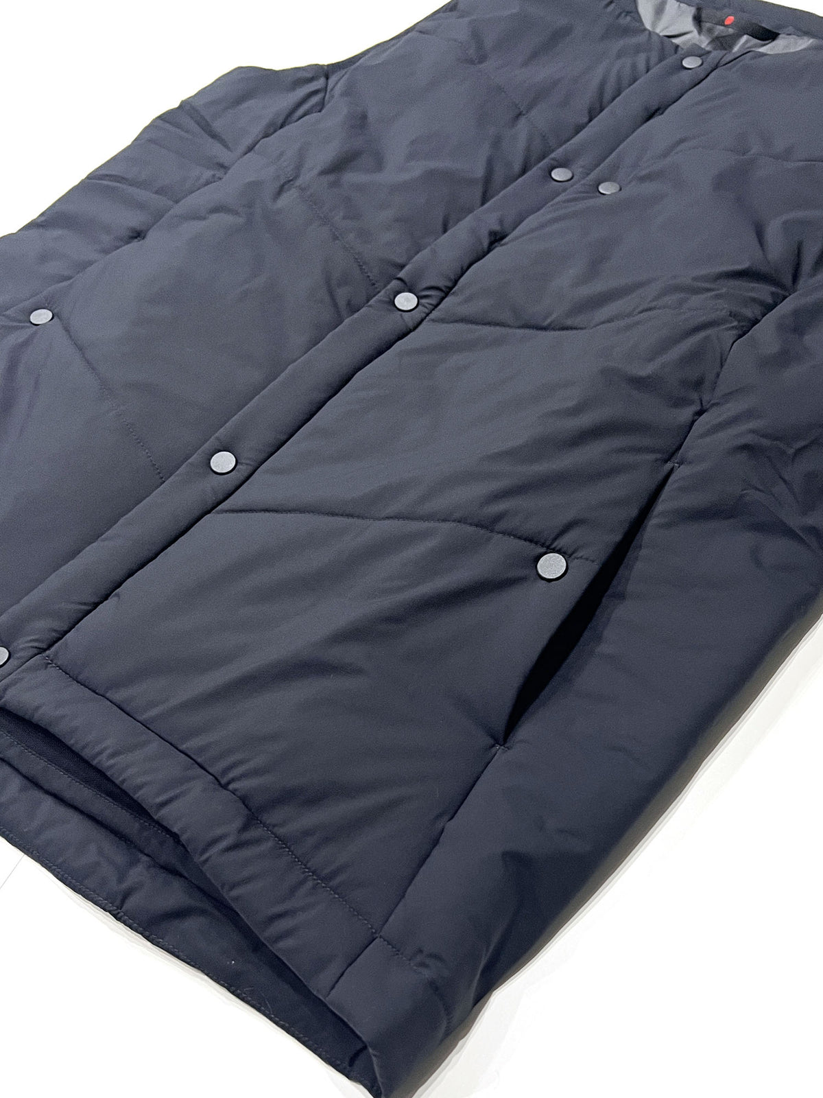 "POUTNIK"ポートニック-PYGMY VEST / CLIMASHIELD APEX(BLACK)